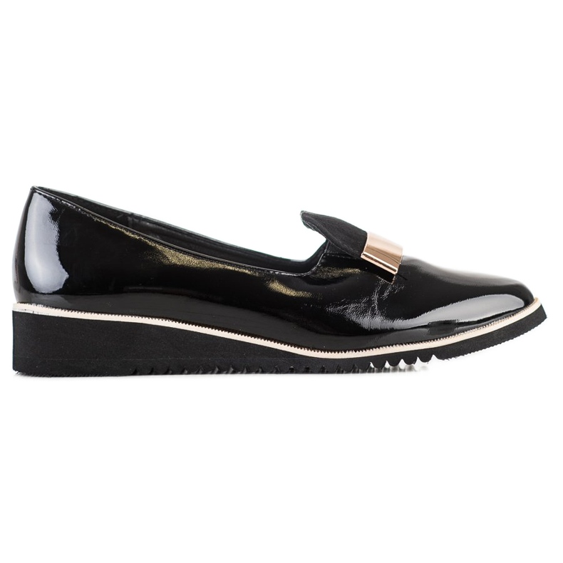 Goodin Scarpe leggere con un ornamento nero
