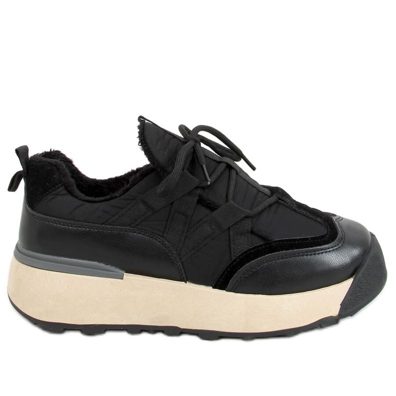 Scarpe sportive isolate nere BL252P Black nero