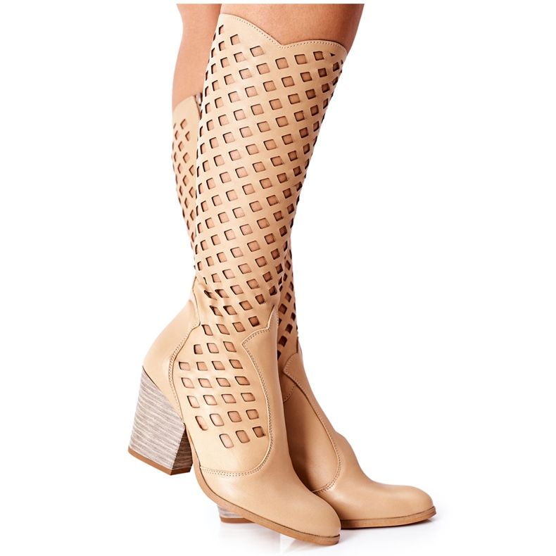 PA2 Stivali beige da donna con motivo traforato Verben