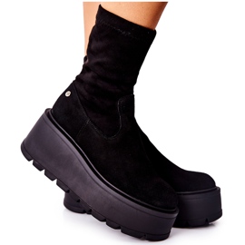 Stivali in pelle scamosciata sulla piattaforma Maciejka Black 05319-01 nero