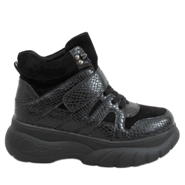Scarpe con suola alta KL-771 Nero