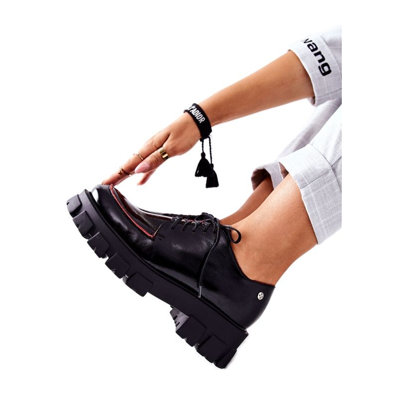 Scarpe da donna in pelle Maciejka Nero 5074A-01