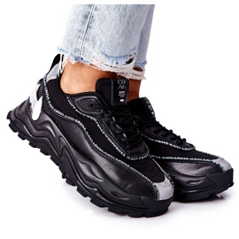 Scarpe sportive da donna Cross Jeans II2R4018C Nero