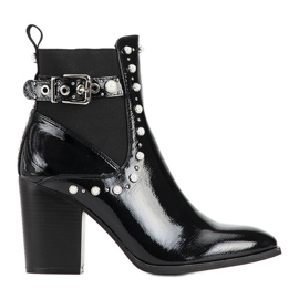 Stivaletti in vernice nera con borchie Bondy nero