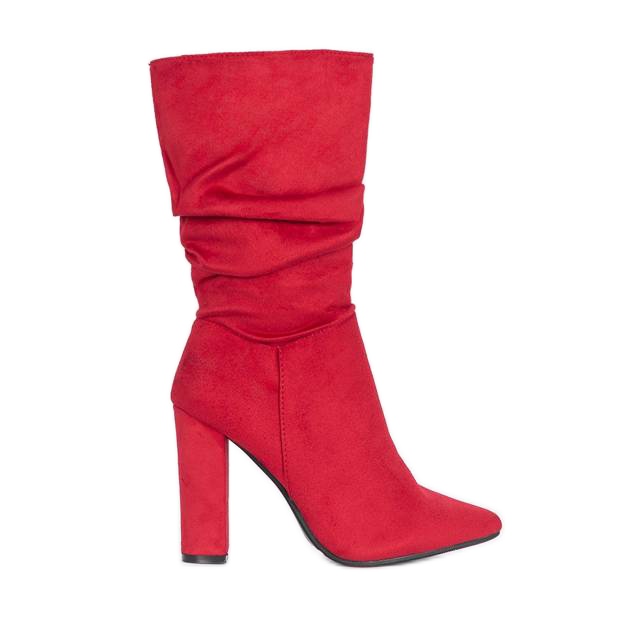 Stivali rossi su un palo alto per Celine rosso