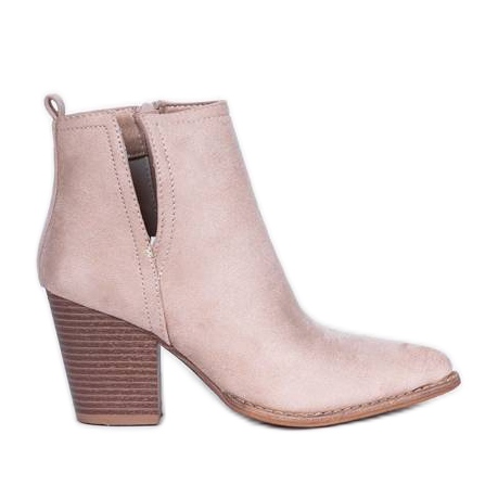 Stivaletti beige sul palo di Ginny
