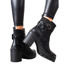 Renda Stivali casual con plateau nero