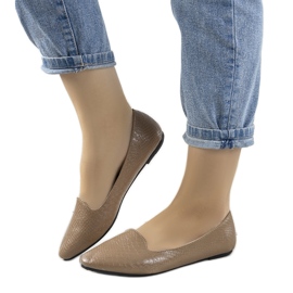 Ballerine marroni nella fantasia della pelle di coccodrillo di Aupra beige