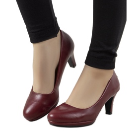 Décolleté bordeaux su tacco Fink in pelle rosso
