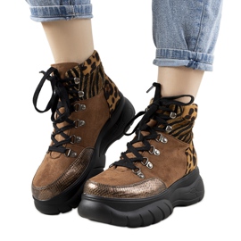 Sneakers invernali marroni con tema animalier Cesaria marrone