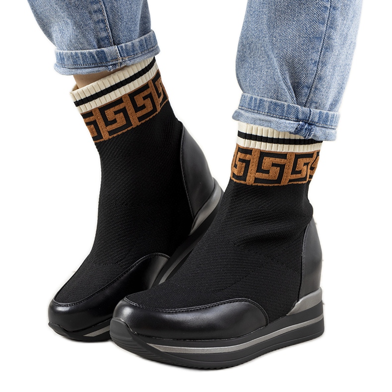 Sneakers nere con zeppa Wanda nero