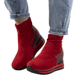 Sneakers rosse con inserto in pelle di serpente Garibay rosso