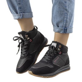 Sneakers invernali da donna nere Cross Jeans Serna nero