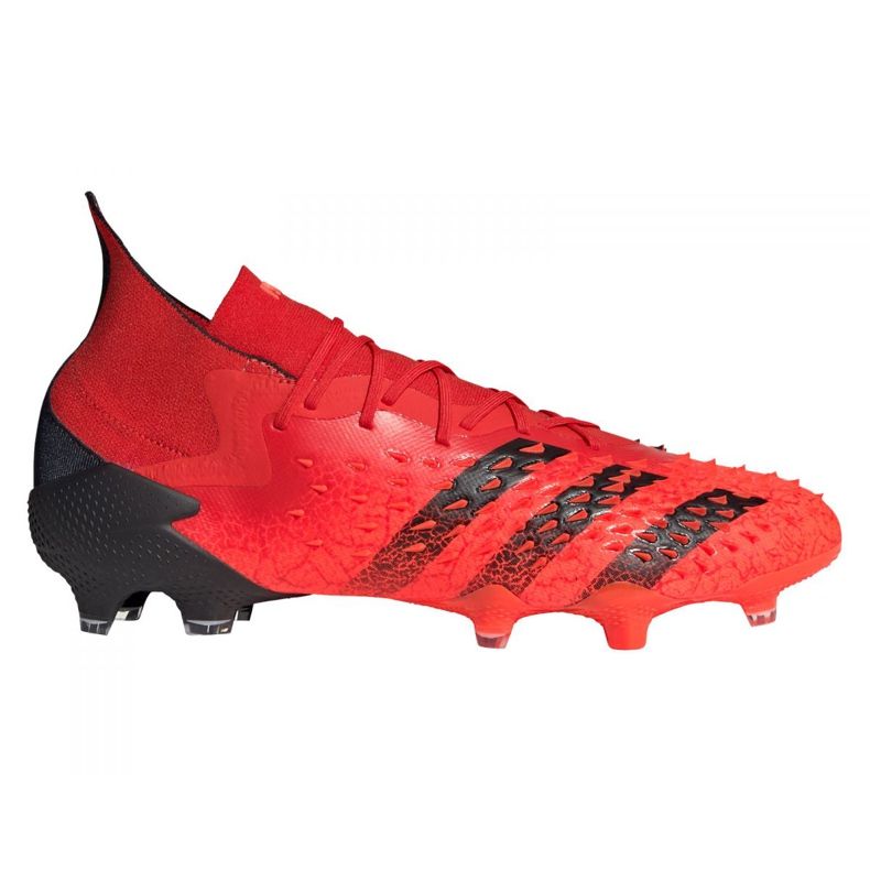 Scarpe da calcio Adidas Predator Freak.1 Fg M FY6256 rosso rosso