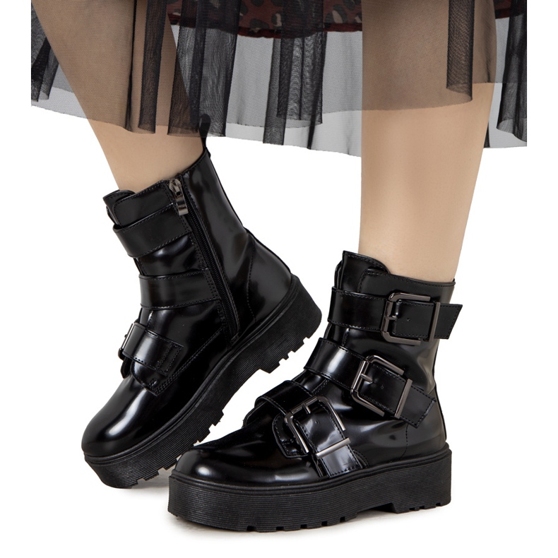 Stivaletti neri sulla piattaforma Austin nero