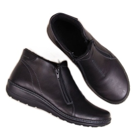 Comodi stivali in pelle Helios W 642 nero