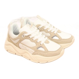 Sneakers sulla piattaforma Big Star W GG274657 bianco