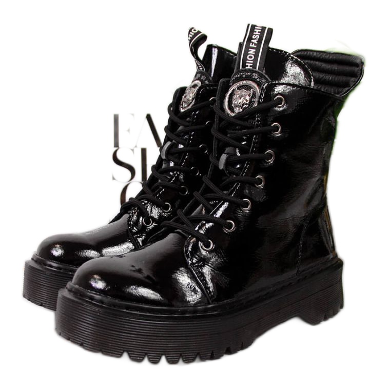 Stivali in pelle laccata nera Filippo W PAW297 nero