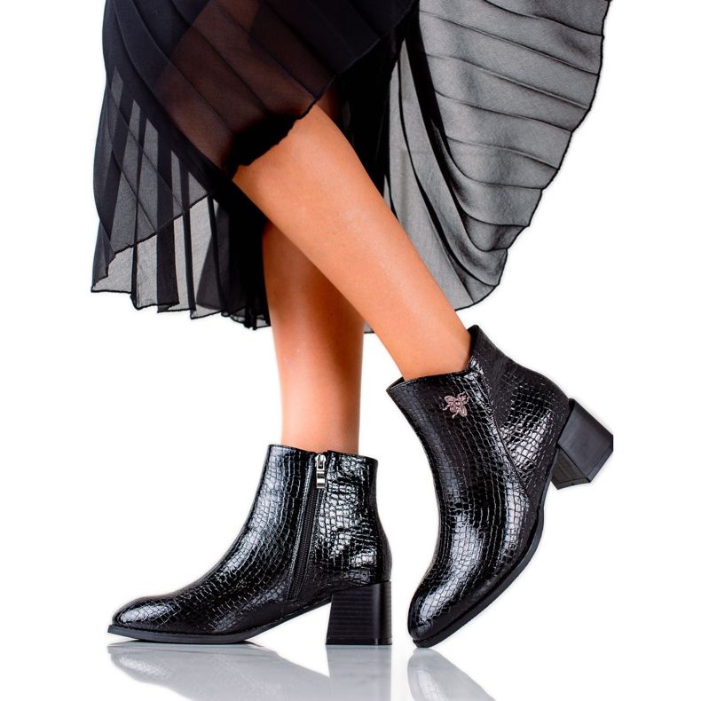 Filippo Stivali alla moda con isolamento nero