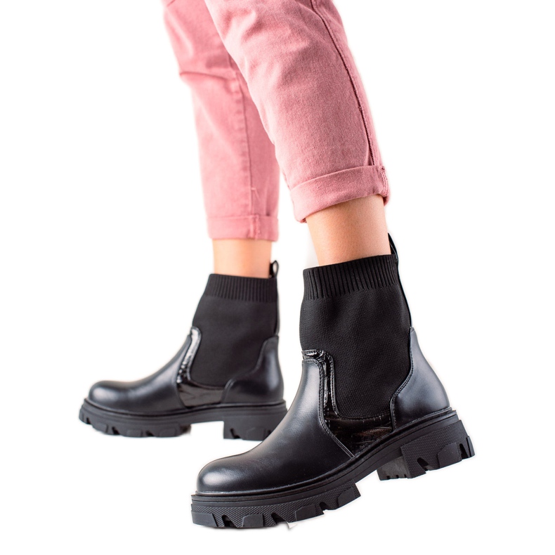 TRENDI Borse slip-on sulla piattaforma nero