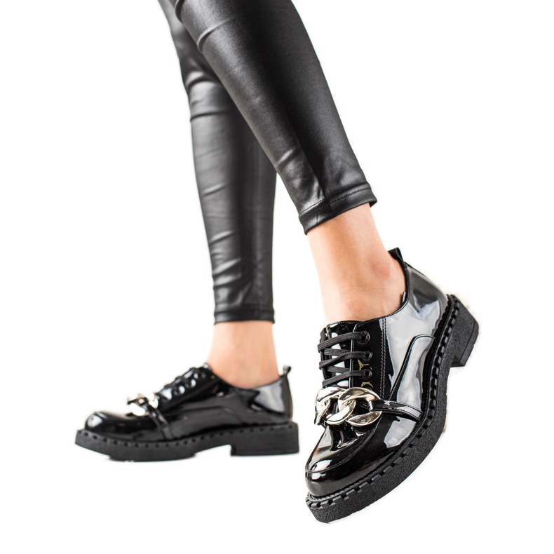 TRENDI Scarpe nere alla moda nero