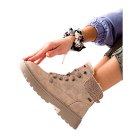 Goodin Trappers beige con pelle di pecora