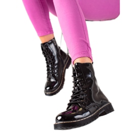 Small Swan Scarpe da trekking classiche laccate nero