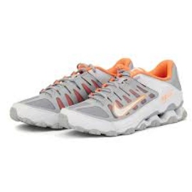 Scarpa Nike Reax 8 Tr Mesh M 621716-032 bianco grigio