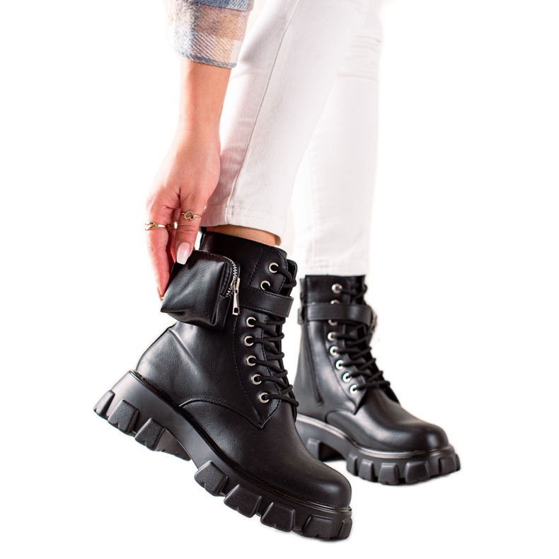 TRENDI Trapper alla moda nero