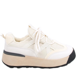 Scarpe sportive isolate Homia Beige