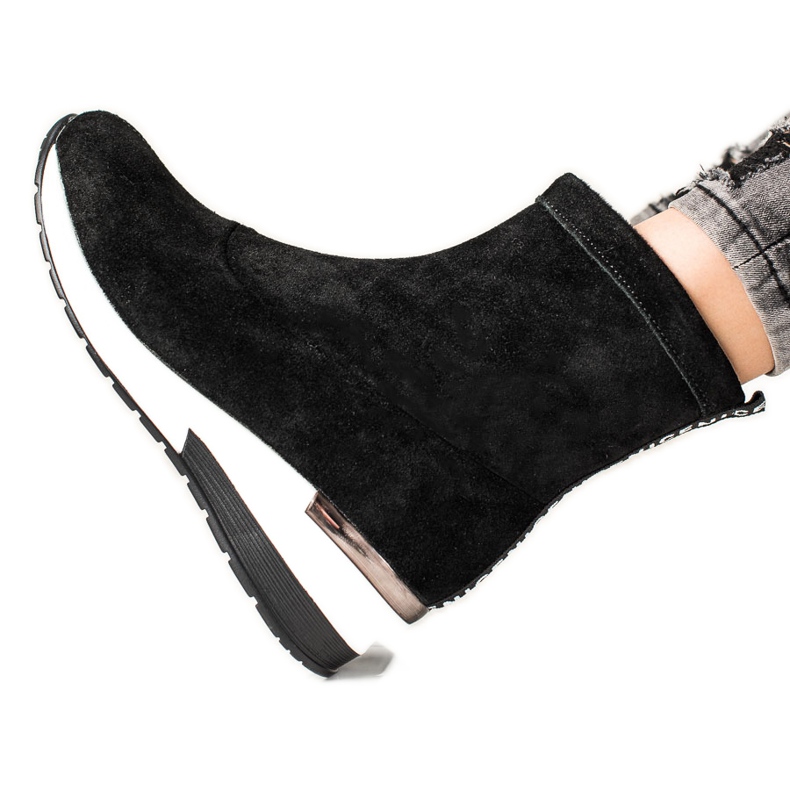 Goodin Stivali con zeppa in pelle nero