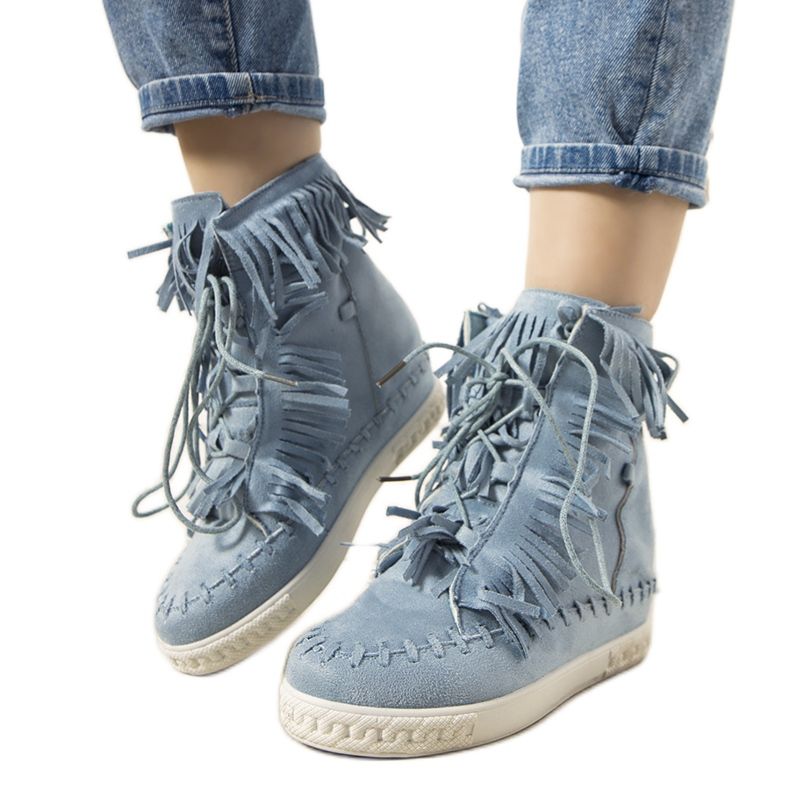 Sneakers blu con zeppa e frange