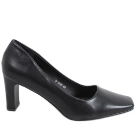 Pompe sul post Ester Black nero