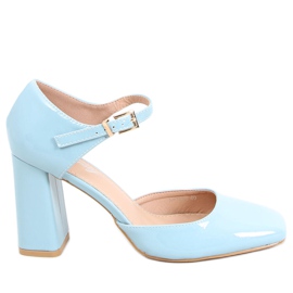 Pumps esposte sul post di Frida Blue