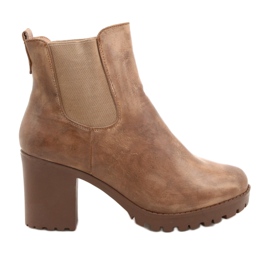Stivali beige sul palo Auger marrone