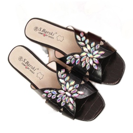 Pantofole nere con pietre S. Bararski W OLI104 nero