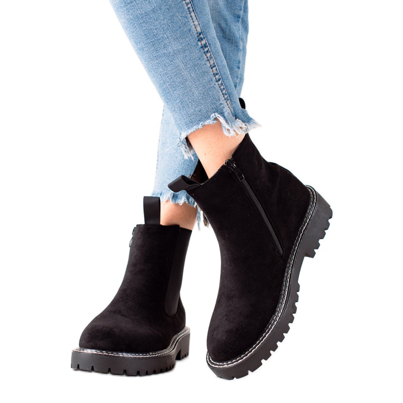 Ideal Shoes Stivaletti in pelle scamosciata sulla piattaforma nero