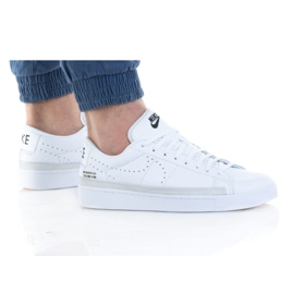 Nike Blazer Basso XM DA2045-100 bianco