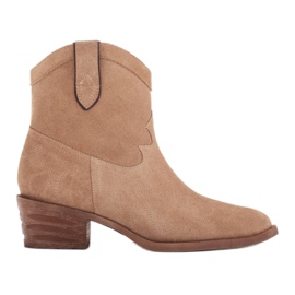 Marco Shoes Comodi stivali da cowboy realizzati in pelle scamosciata naturale beige