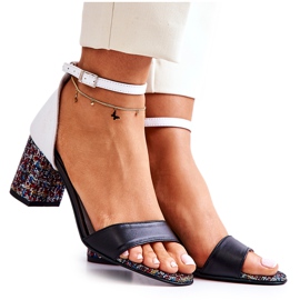 PA2 Sandali In Pelle Su Una Barra Lorene In Bianco E Nero multicolore