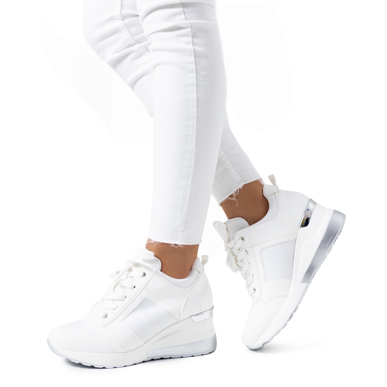 Sneakers bianche sulla zeppa Lockett bianca d'argento