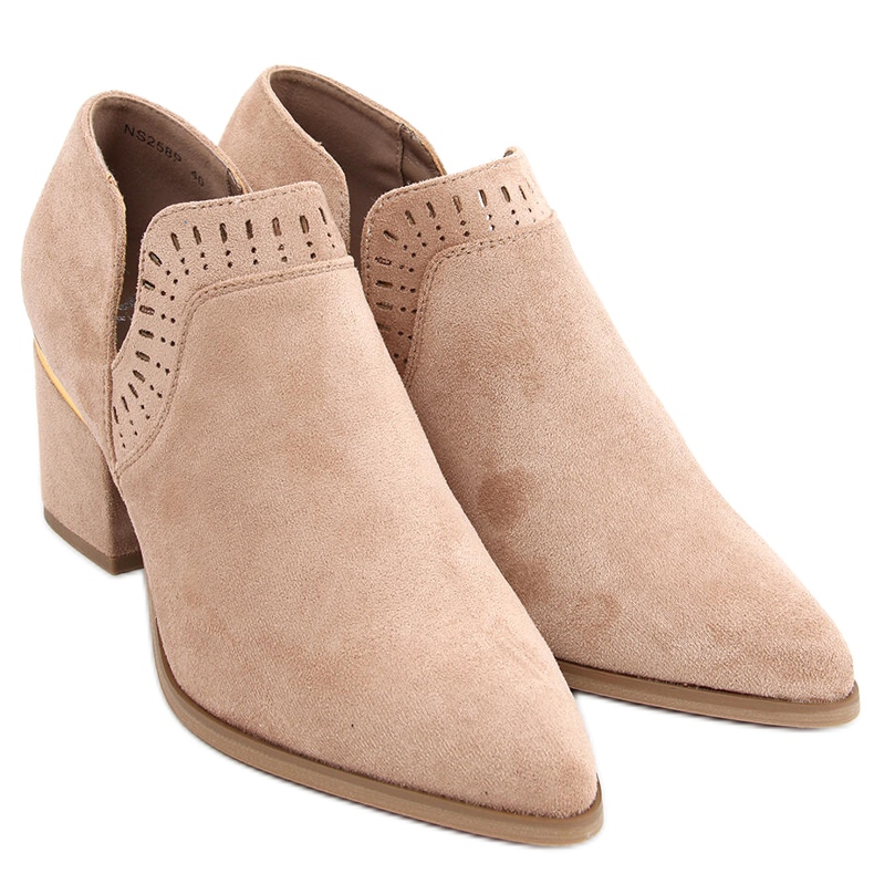 Scarpe con tacco di Aila Khaki beige