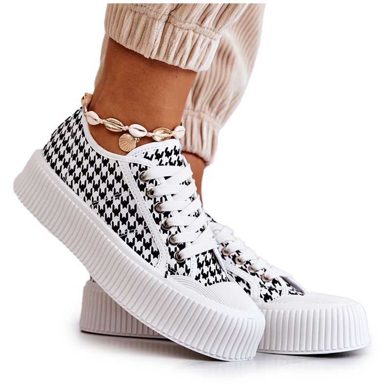 FB2 Sneakers basse sulla piattaforma Mischa in bianco e nero bianca
