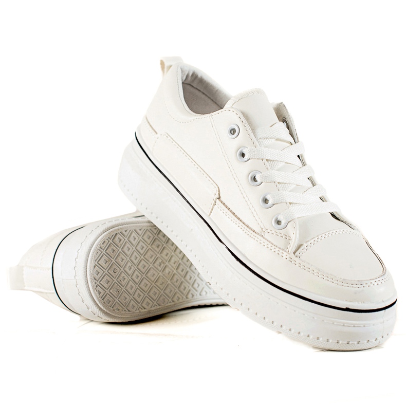TRENDI Sneakers alla moda sulla piattaforma bianca