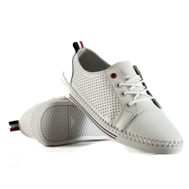 Goodin Sneakers in pelle traforata bianco
