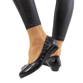 BM Ballerine nere sulla zeppa Sofia nero