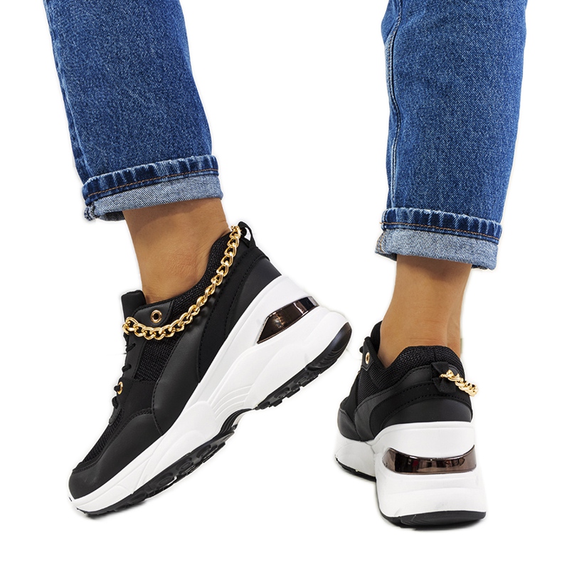 Sneakers nere con catena di Tomas nero