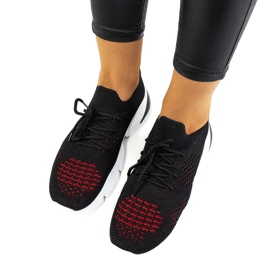 Sneakers sportive nere e rosse di Daniela nero