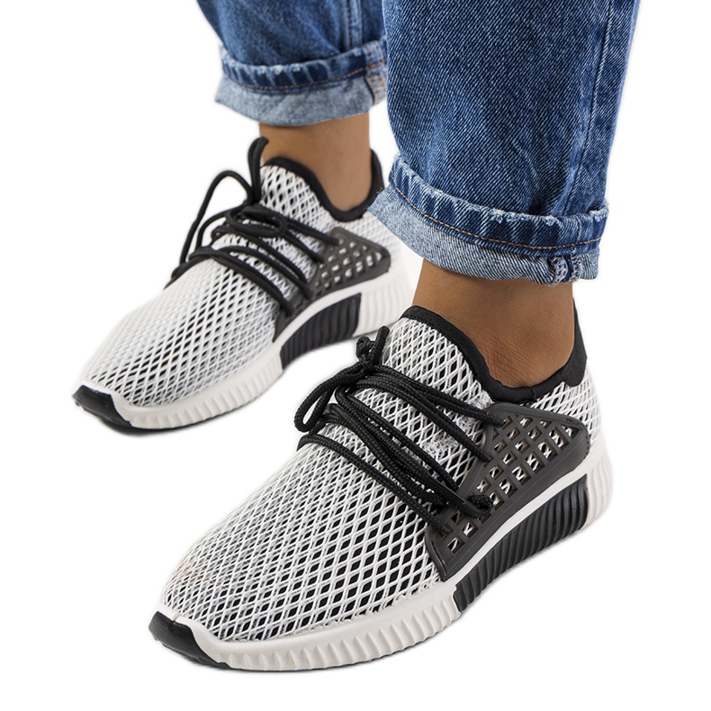 Scarpe sportive bianche e nere di Coles bianca