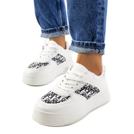 Sneakers bianche sulla piattaforma Worden bianco